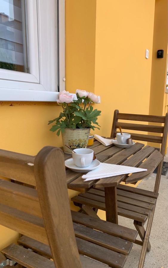 Zora Apartman Эгер Экстерьер фото