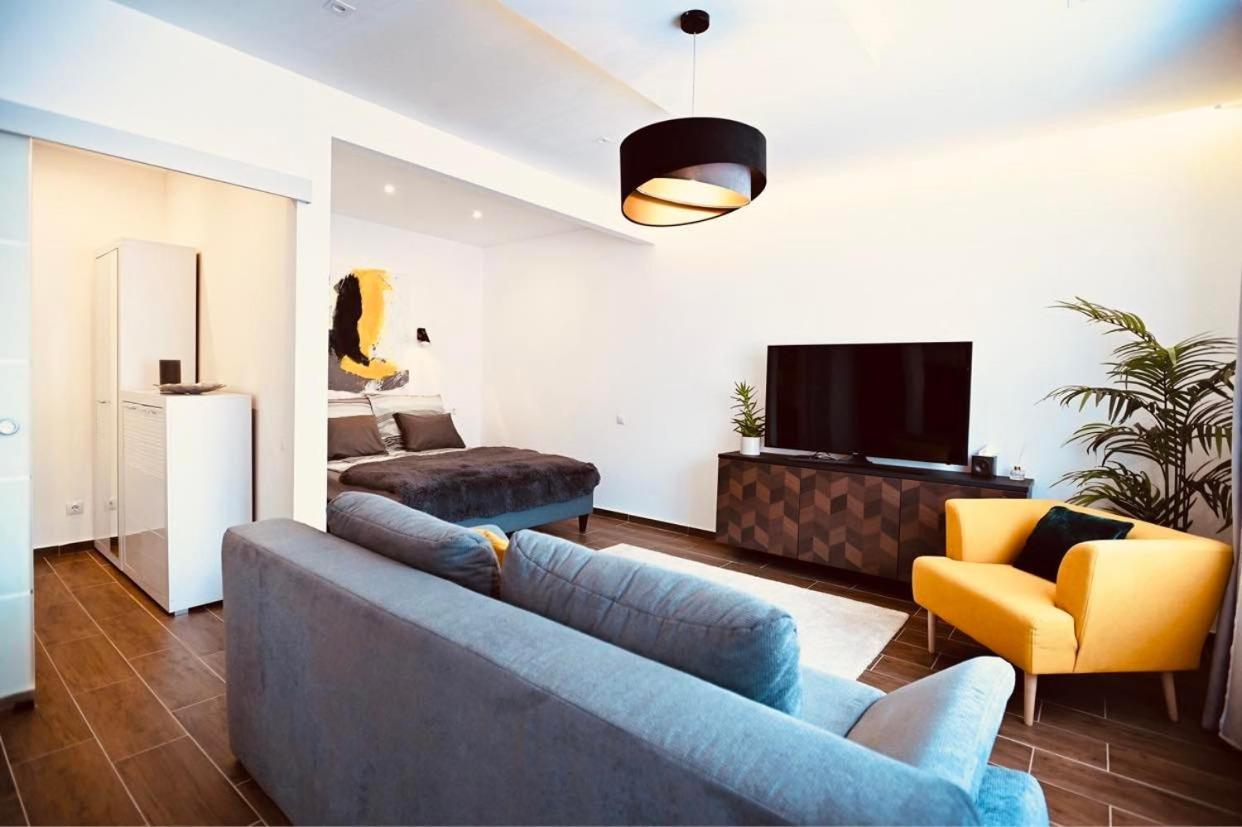 Zora Apartman Эгер Экстерьер фото